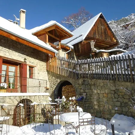 Fontbriand Bed & Breakfast *